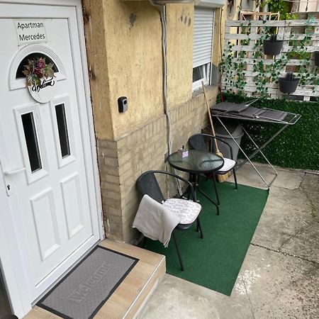 Apartman Mercedes Сегед Экстерьер фото